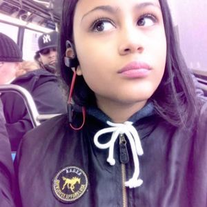 Meet your Posher, Jasmin